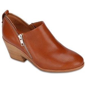 Gentle Souls Women's Leather Blaise Zipper Booties